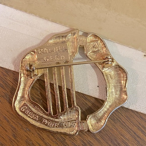 Israeli Artist Rachel Gera’s signed Vintage 1984 Golda Meir Club Brooch Pin - Picture 5 of 5